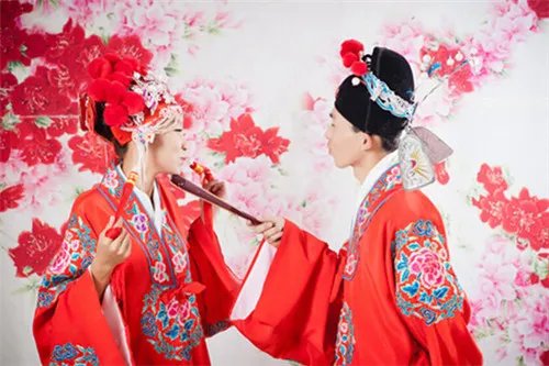 结婚照姿势大全 婚纱照有哪些姿势