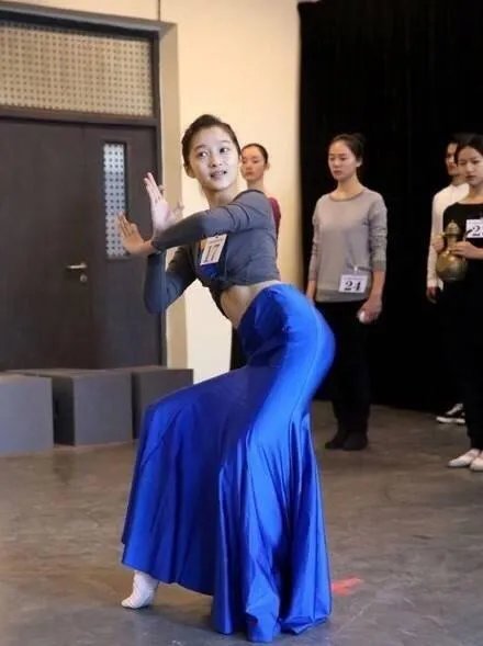 今年艺考最漂亮的美女学生是谁？