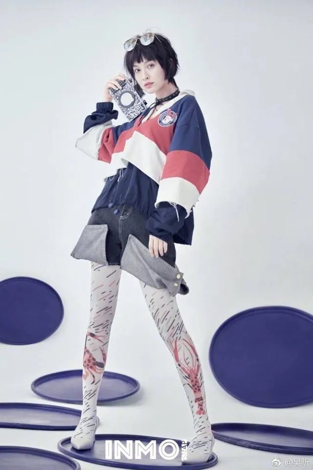 怎么评价吴昕？