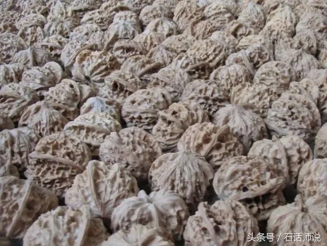 如何挑选文玩核桃？