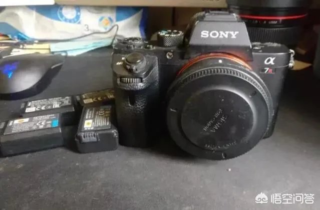 索尼a99II和A7M3哪个更好？