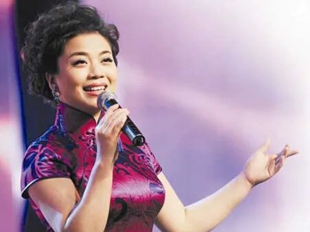 张也泳装个人照片曝光 成名背后的父女之爱如此深沉