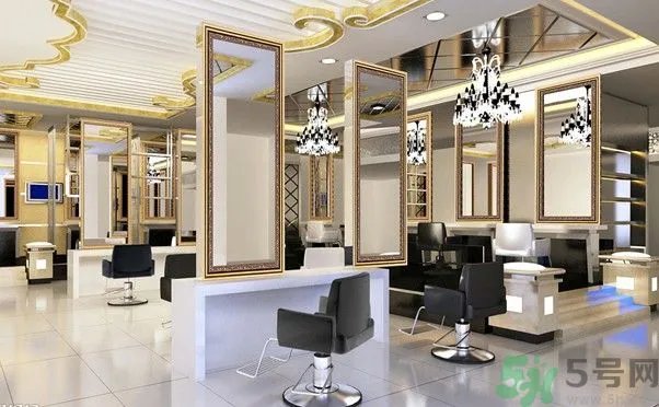 68元理发被骗花费5万是哪家理发店？