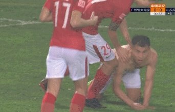 郜林掀翻于汉超“激情四射”,王晨神回复,你怎么看?