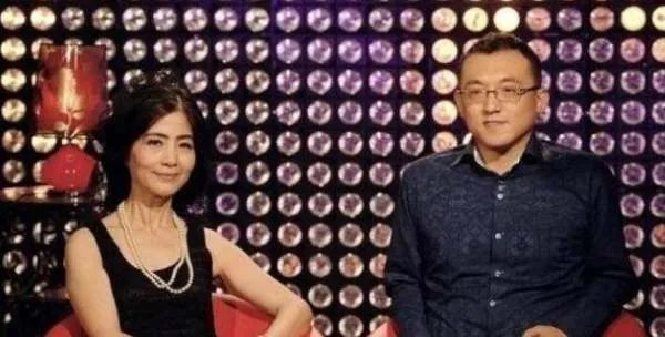 5年前《非诚勿扰》上，51岁吴愤奋被34岁小伙带走，如今怎样了？