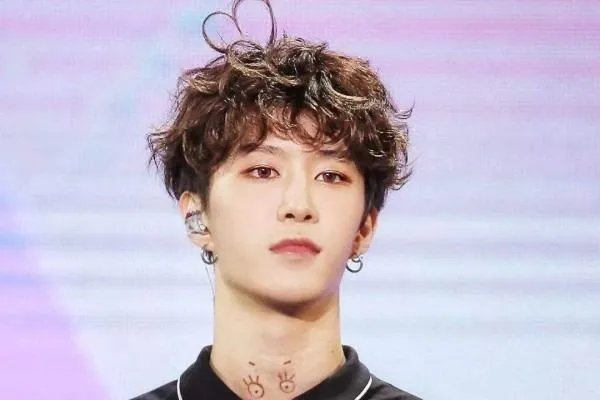 范冰冰机场全家福缺了范丞丞,为了“避嫌”,不在一起,真的是这样?