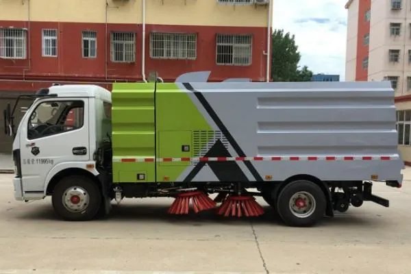 保洁清扫车一般多少钱