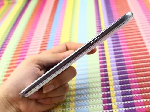 白色目前是时尚 各品牌白色智能机盘点