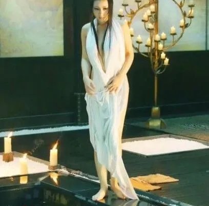 柳岩浴室戏 尺度之大令人咂舌