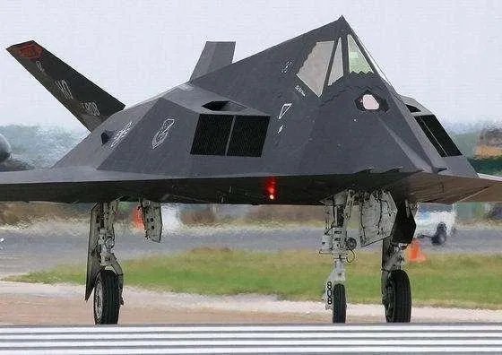 美国F117退出现役的原因是什么?
