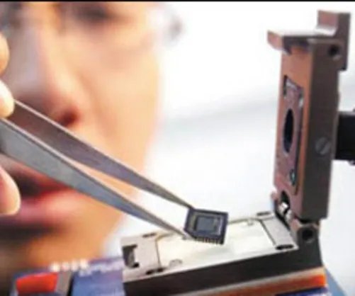 CCD传感器夜视监控拖尾 CMOS急忙救援