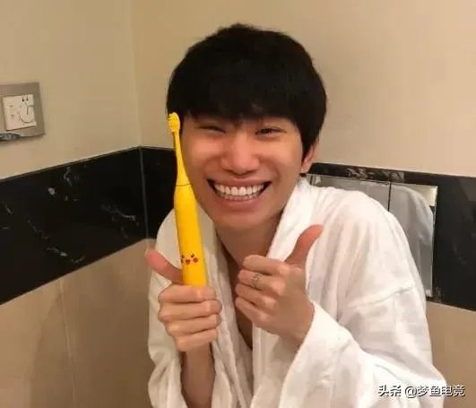 假如当年QG doinb和swift没有恩断义绝，UZI是不是可以夺得S赛冠军？