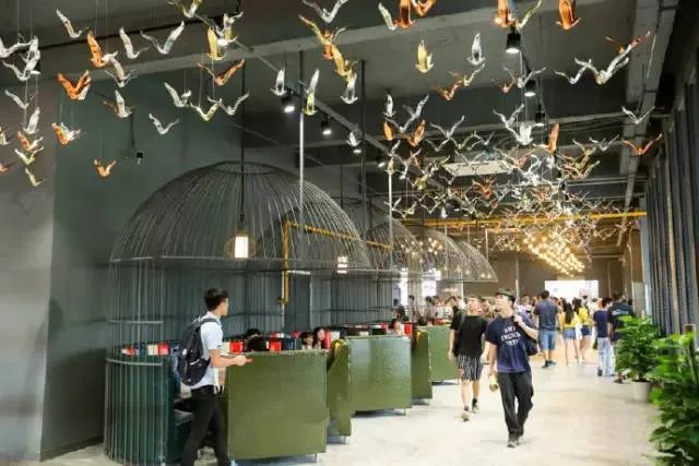 华东出了“最美食堂”,然而西南高校并不服。