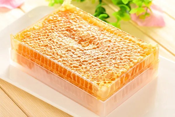 蜂巢蜜的作用与功效