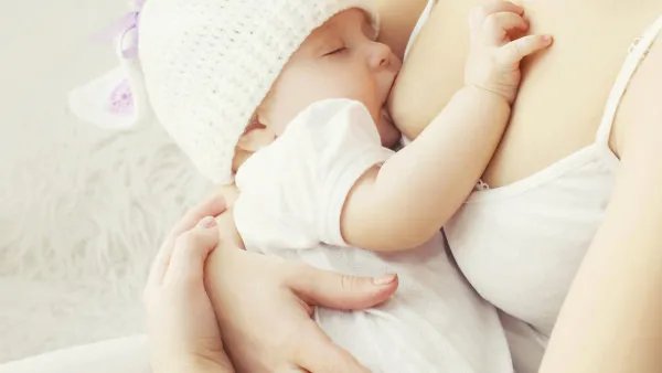 新生儿吃奶量怎么看