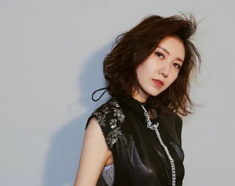 高露这次终于嫁对人了