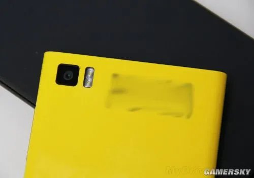 小米3代全球首发评测：1999元一枝独秀天下无敌