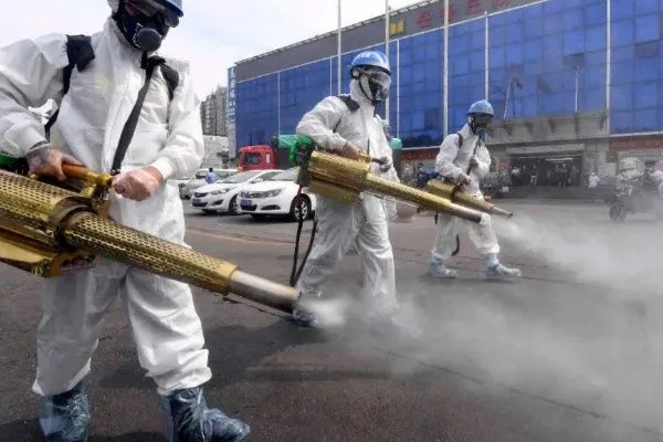 确诊夫妻没去疫区在公厕被传染具体是怎么回事？