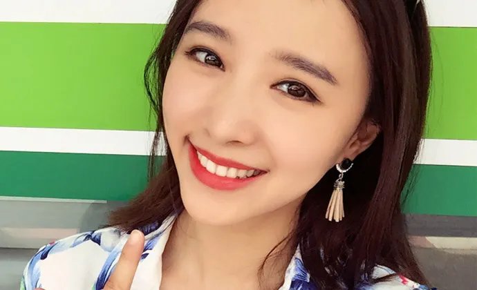 张杨果而和百克力怎么认识的 老公百克力身份惊人