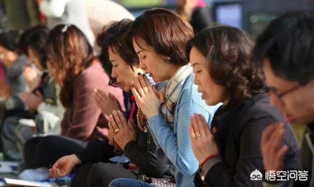 高考时考场外的家长是什么心情？