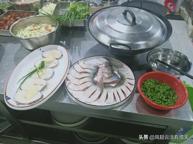 如何看待每日三餐全靠外卖，年轻姑娘血浆变成猪油色这一则新闻？