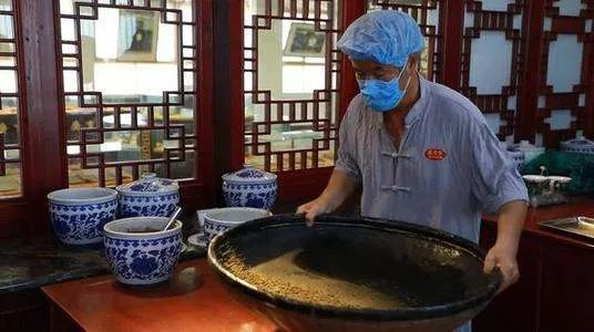 药房发错药警方闪电式找人，发错药可能导致什么后果？