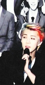 球吴世勋快本可爱颂的动图、还有他其他的动图+图片都可以 要萌啊