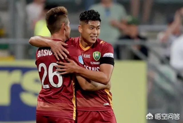 张玉宁入围荷甲50大U21新星,如何看待?