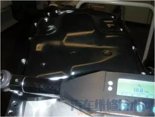 自动变速箱阀体总成拆卸与安装（教程图解）