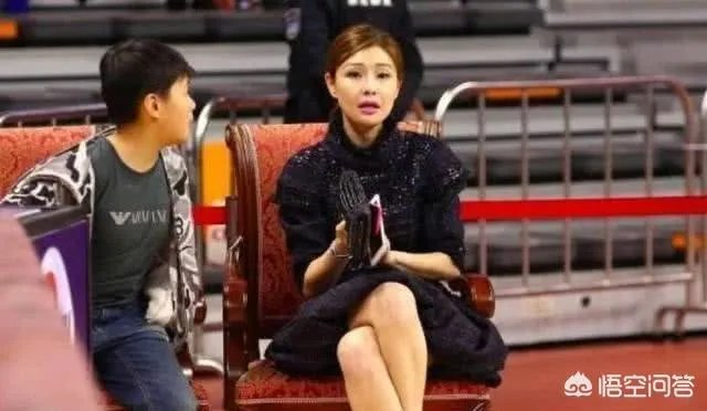 广东宏远队老板娘吴迪个人资料?