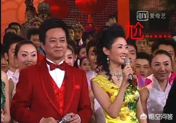 有哪些主持人在大型晚会上出现过失误？