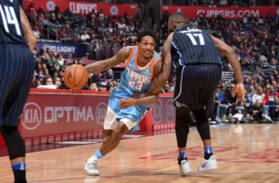 NBA常规赛中快船击败魔术了吗?