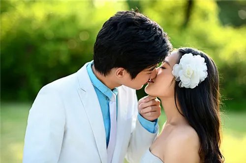 结婚照姿势大全 婚纱照有哪些姿势