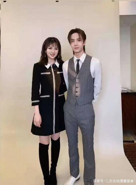 华为二公主姚安娜竟然改过名字，她的原名是什么？