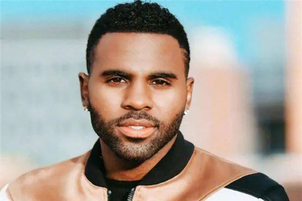 世界最帅的十大男明星:“雷神”垫底,中国唯一上榜的是他