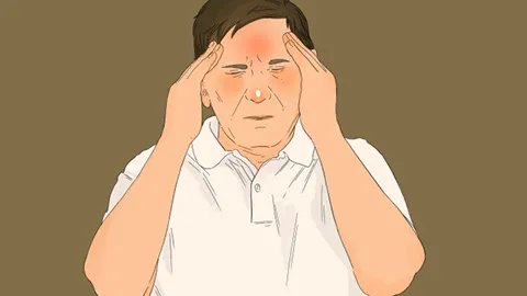 耳朵上长了个硬包的原因是什么