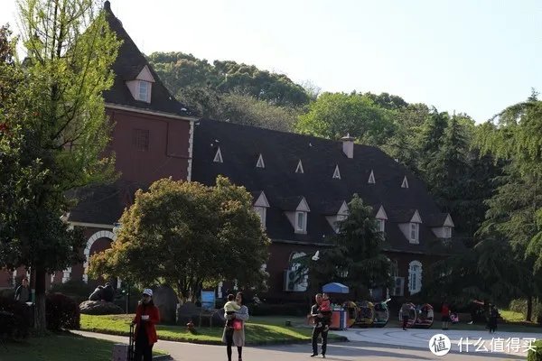 【杭州好玩的地方】 篇三:天都公园——“中国人山寨了整个巴黎”