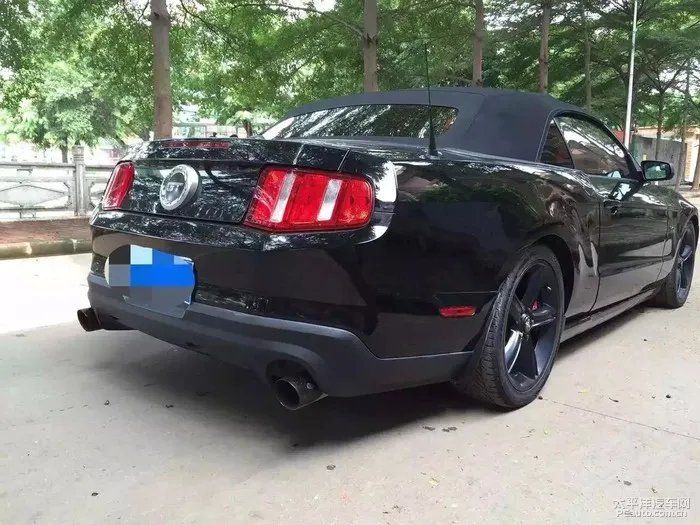 2013福特野马GT500 中东版