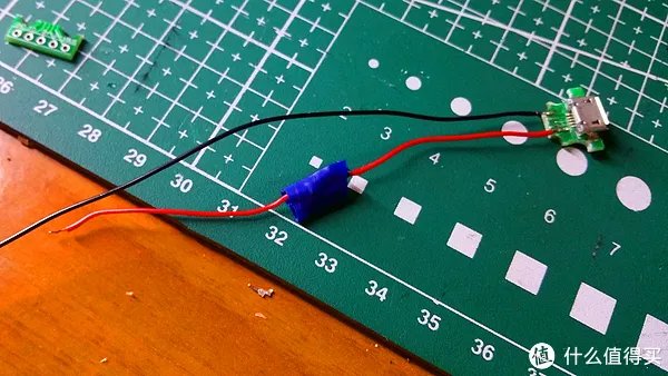 键盘鼠标外设 篇四十四:雷蛇Naga那伽梵蛇无极幻彩版底座拆解与便携化改造分享