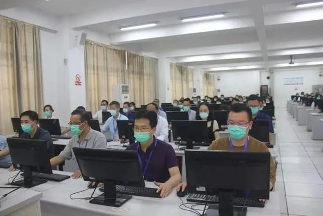 2021年河南省高考状元来自哪些中学？