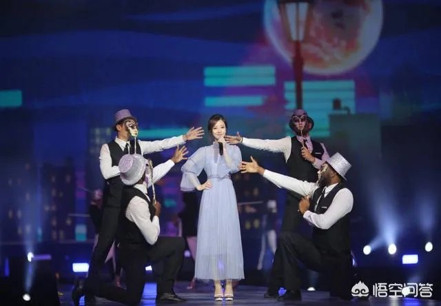 斗鱼一姐冯提莫在冰壶公开赛的表现怎么样?有没有很惊艳的感觉?