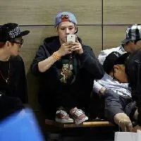 球吴世勋快本可爱颂的动图、还有他其他的动图+图片都可以 要萌啊