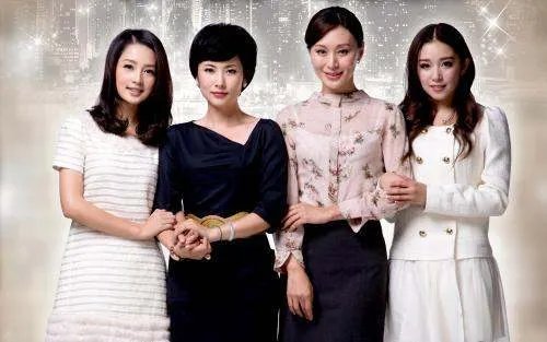 璀璨人生夏宇扬和叶琳在办公室吻戏却被爷爷看见