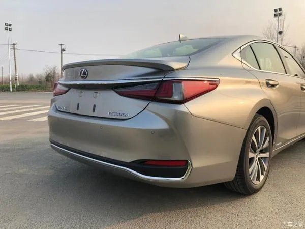 雷克萨斯ES提车外加10天体验总结，感觉太好了