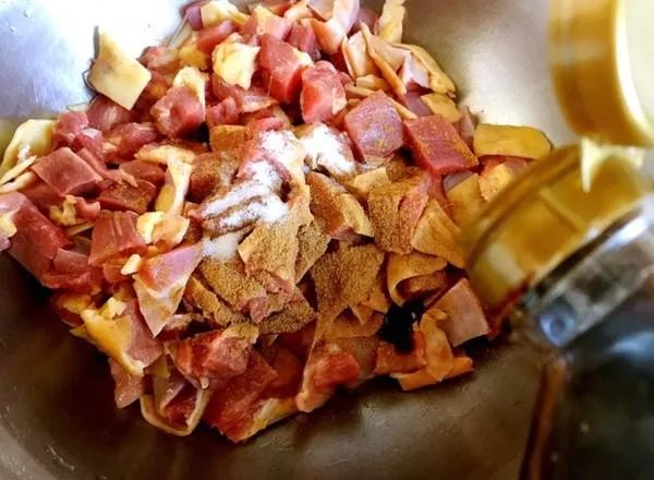 辣子鸡丁做法 最正宗的做法视频