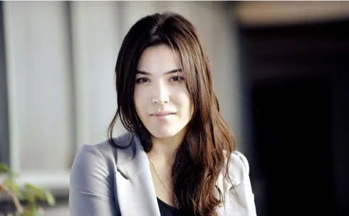 帕孜来提·木特里甫的人物经历