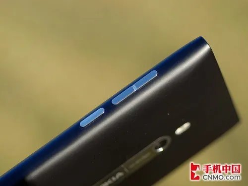 最人气旗舰 诺基亚Lumia 800真机体验