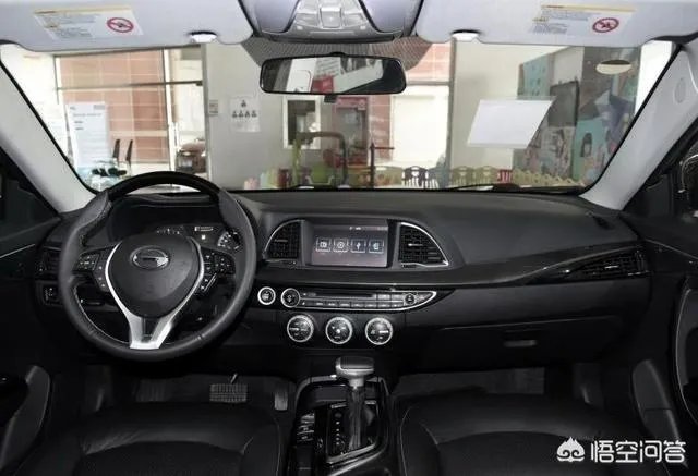 卖9万的13年的二手标致207CC和16年的二手传祺GA6相比，你觉得是选敞篷的，还是家用的？为什么？