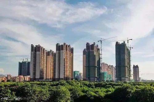 在黑龙江鹤岗1.5万买套房上热搜！当地的房价多少钱一平？