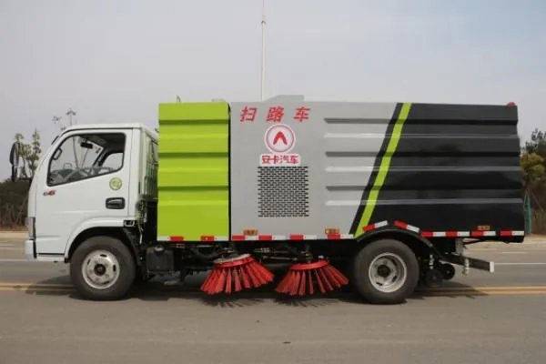 保洁清扫车一般多少钱